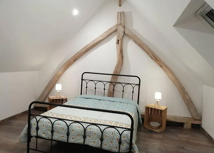 La Romance De Laura * Arrest